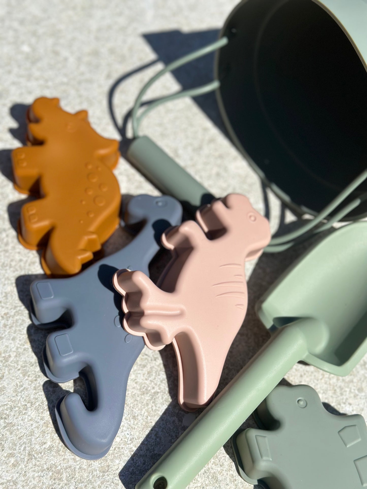 Silicone beach toy set