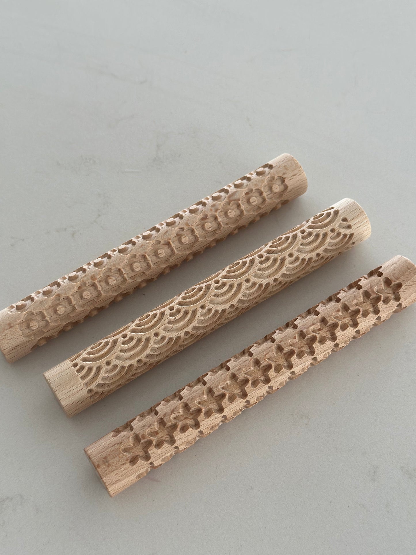 Wooden patterned rolling pin set