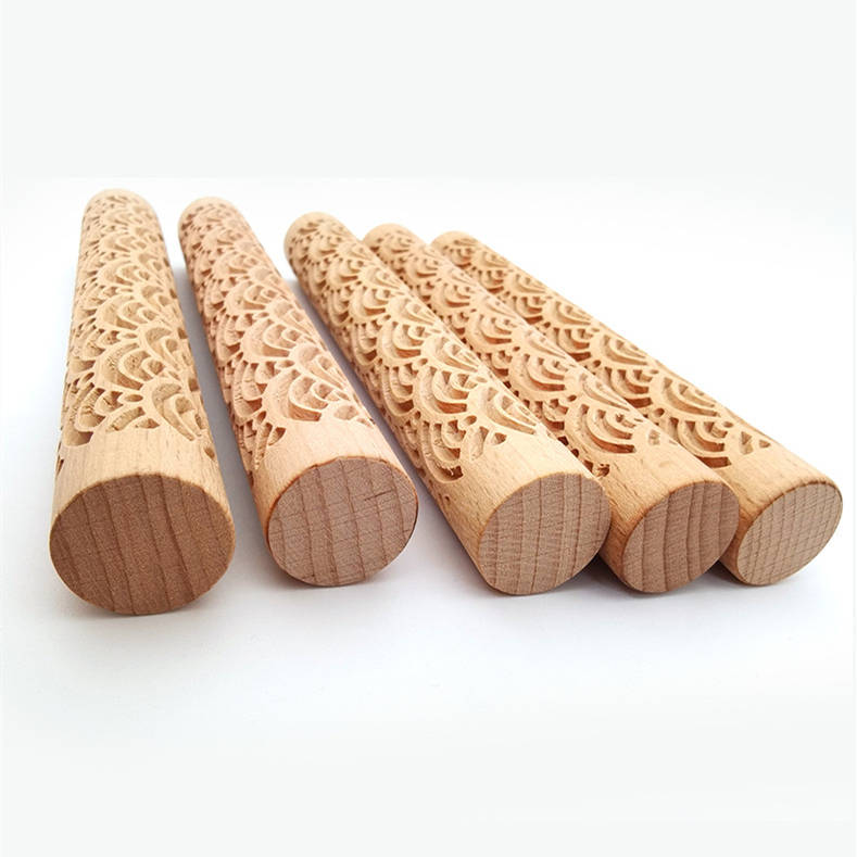 Wooden patterned rolling pin set
